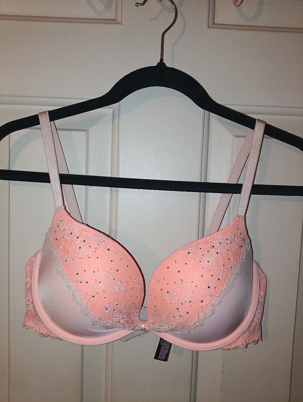 Victoria's Secret Peach Lace Push-Up\Padded Bra with Sparkling Rhinestones 36C